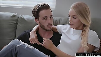 Store Bryster Babe Får En Deepthroat Og En Ansigts Cumshot