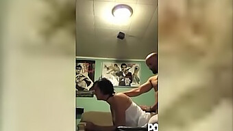 Mujer De Mediana Edad Sometida A Un Sexo Brutal Por El Marido De Los Vecinos