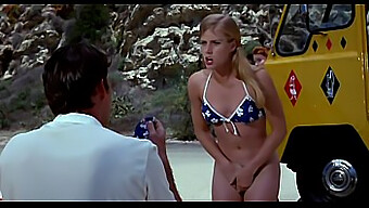 Aventure Psycho-Plage D'Amy Adams Avec Des Célébrités Nues