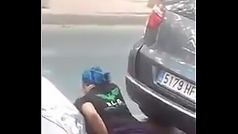 Sexe En Plein Air: Une Pute Se Fait Baiser Dans La Rue Ouverte