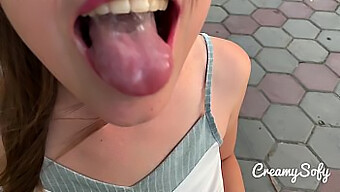 Cô Gái Trẻ Bất Ngờ Với Một Màn Blowjob Ngoài Trời Và Kết Thúc Đầy Kem