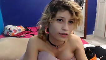 Latina Beibi Belzeeboo Villissä 60 Fps Toiminta