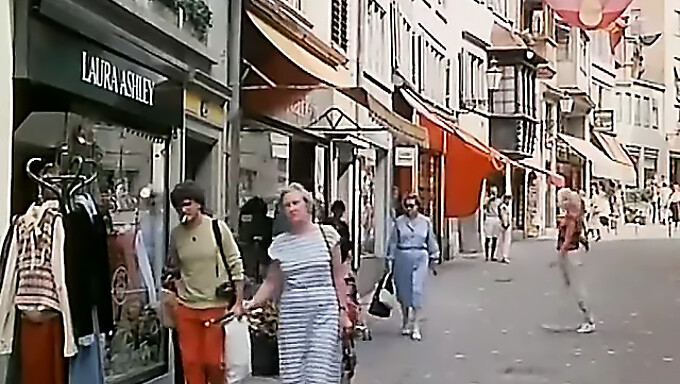 Introduzione Ai Piaceri Sensuali Di Rosalie In Un Video Vintage Francese