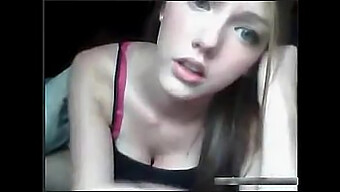 Teenage Girl Pleasures Herself On Webcam