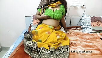 Indian Mature Bhabhi'S Loose Salwar Reveals Her Assets