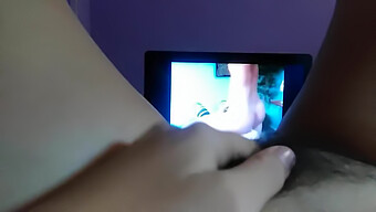 Pozrite Si, Ako Si Užívam V Tomto Pov Videu